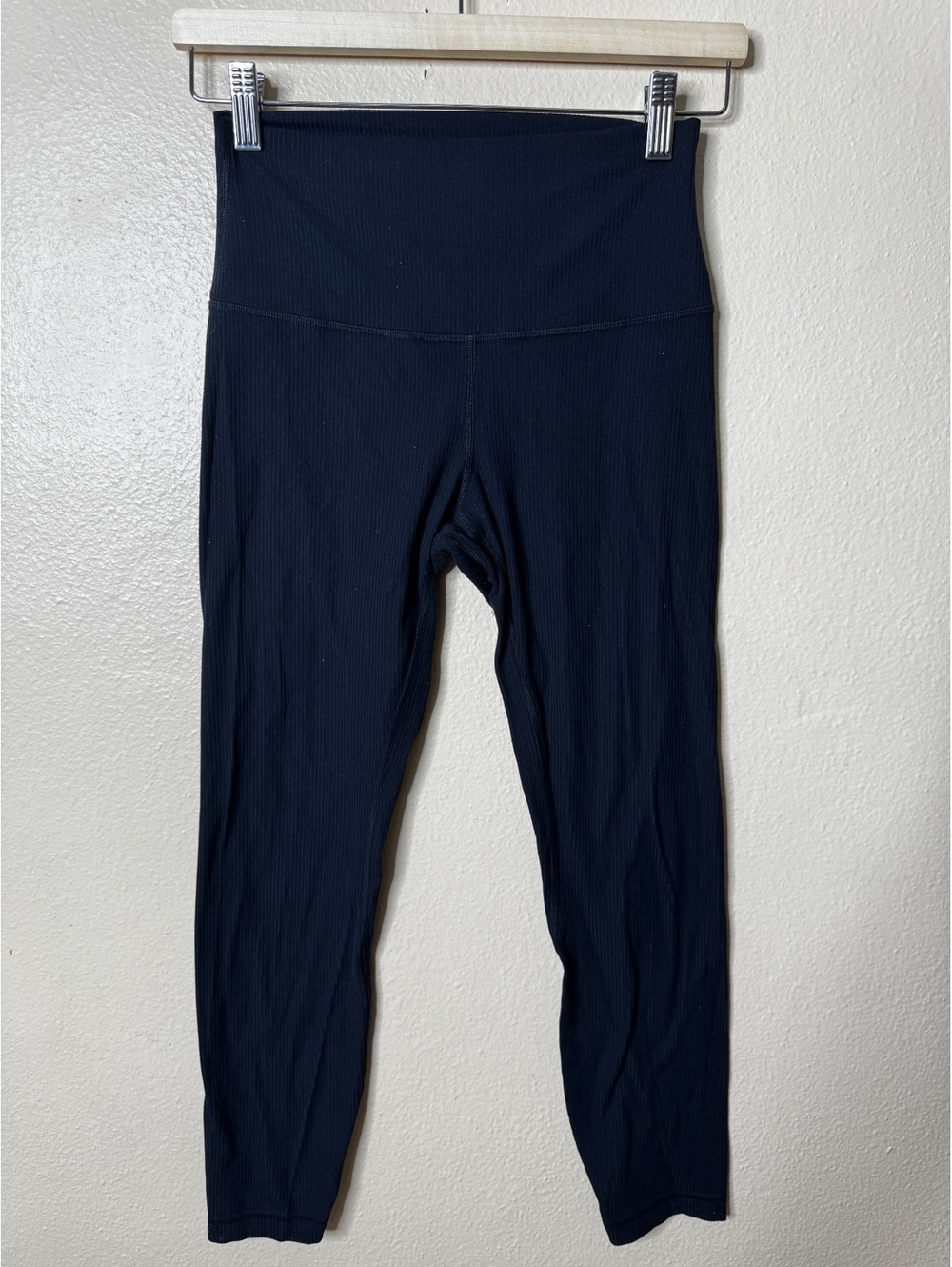 Lululemon Womens 6 Black Ribbed High Rise Leggings Yoga Workout Pants